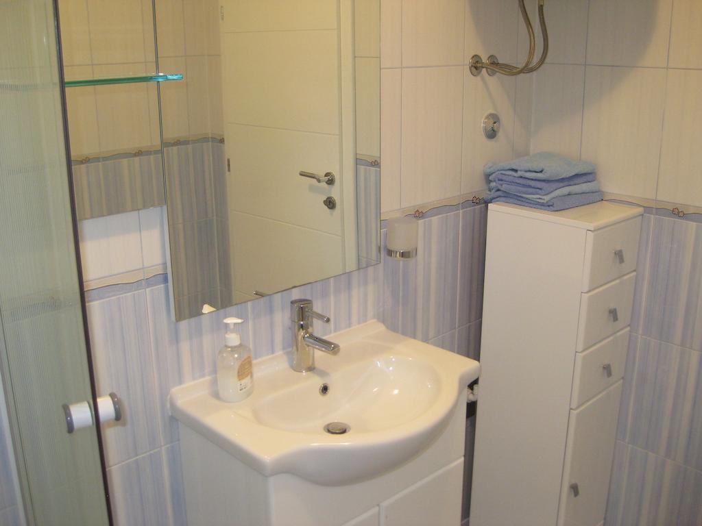 Apartment Agata Trogir Chambre photo